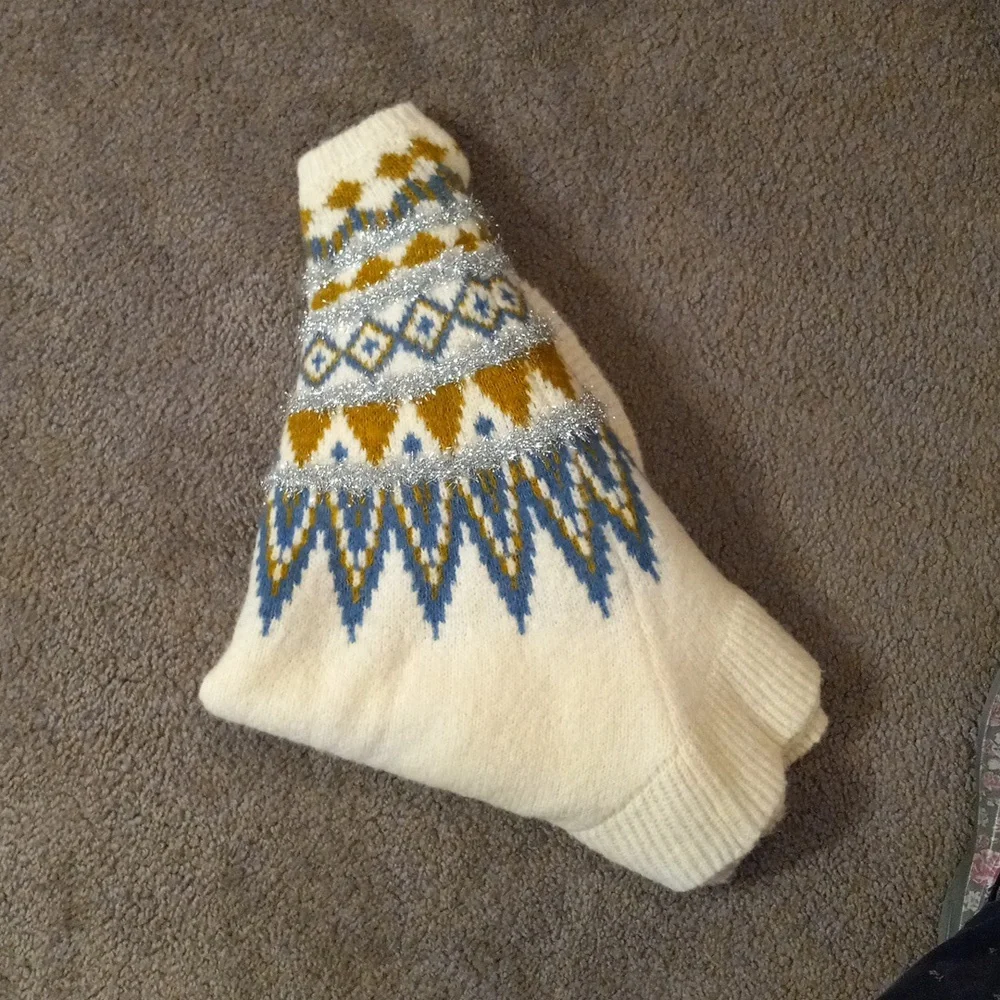 Tinsel infused holiday poncho, one size - Picture 4 of 4